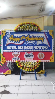 Papan Bunga di Panunggangan Barat